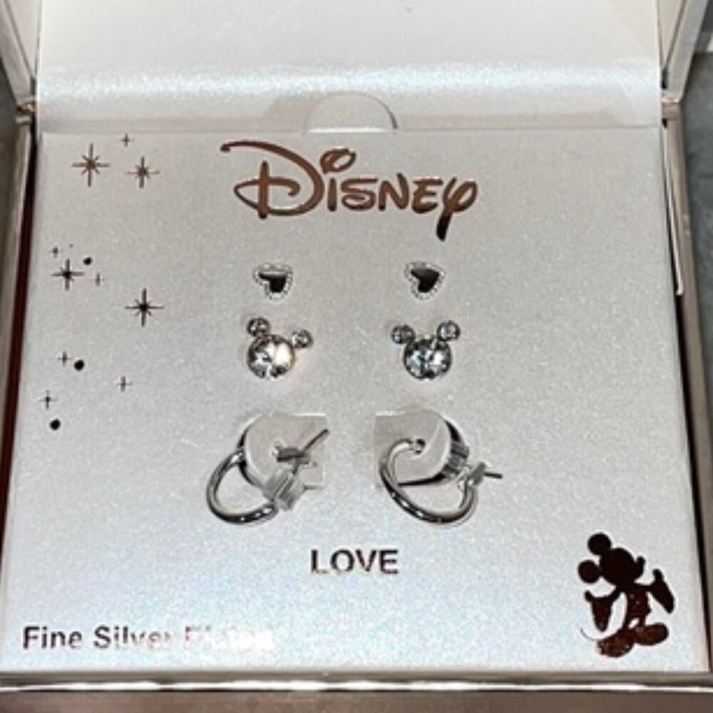 NIB Disney °O° Mickey Mouse LA Rocks 'LOVE' Crystal Silver Earring Trio Set